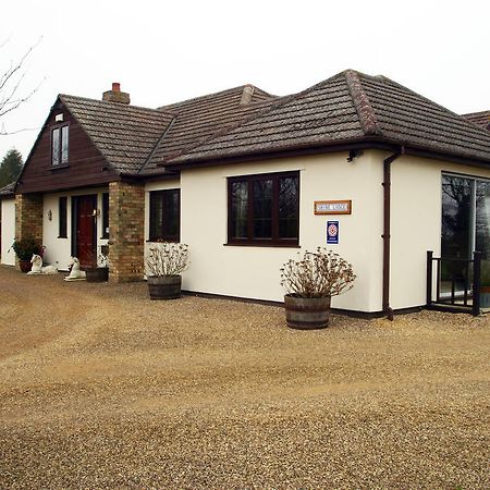 Shire Lodge Ramsey  Exterior photo
